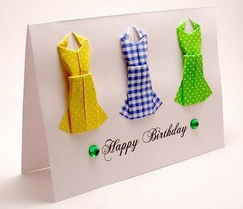 Создание эскпресс-открытки с украшением в виде оригами-платья